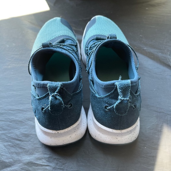 Under Armour Athletic shoes size 9 - Picture 5 of 5